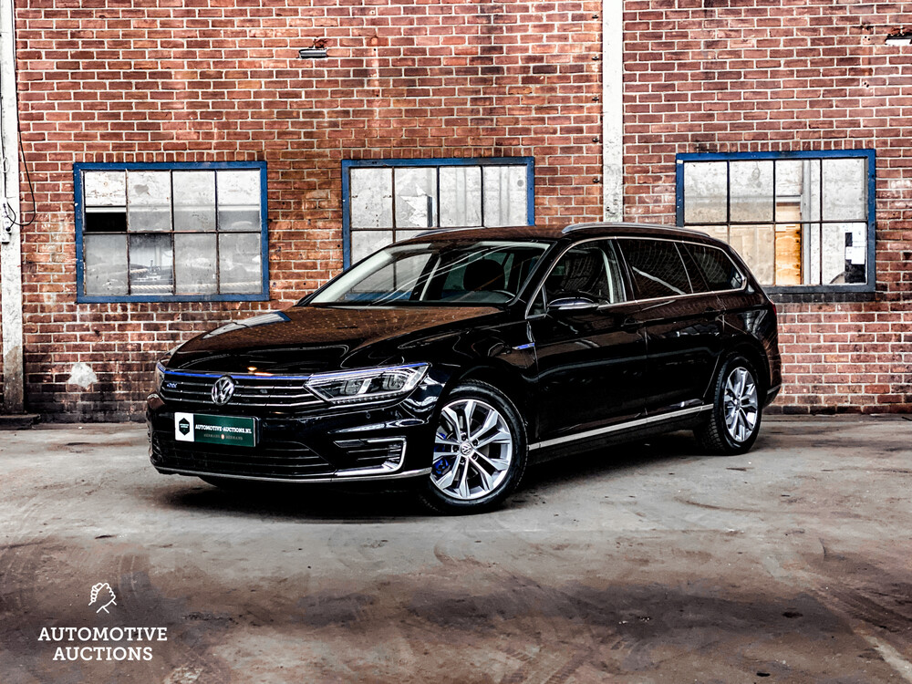 Volkswagen Passat Variant GTE Highline 204PS 2015 -Orig. NL-, HS-745-X