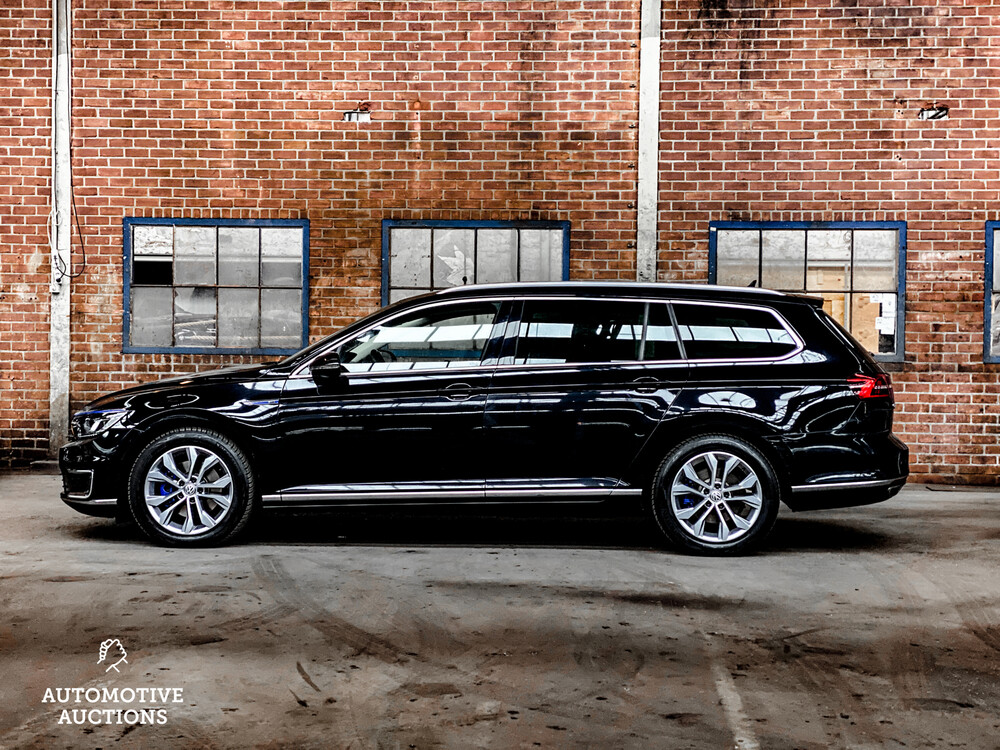 Volkswagen Passat Variant GTE Highline 204PS 2015 -Orig. NL-, HS-745-X