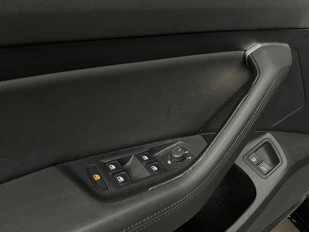 Volkswagen Passat Variant GTE Highline 204PS 2015 -Orig. NL-, HS-745-X