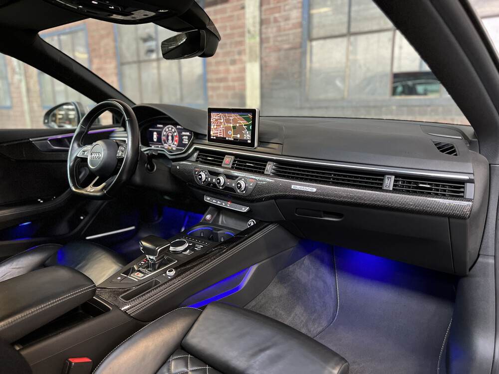 Audi S5 Coupe 3.0 V6 TFSI QUATTRO NEW MODEL 354pk, NL registration.