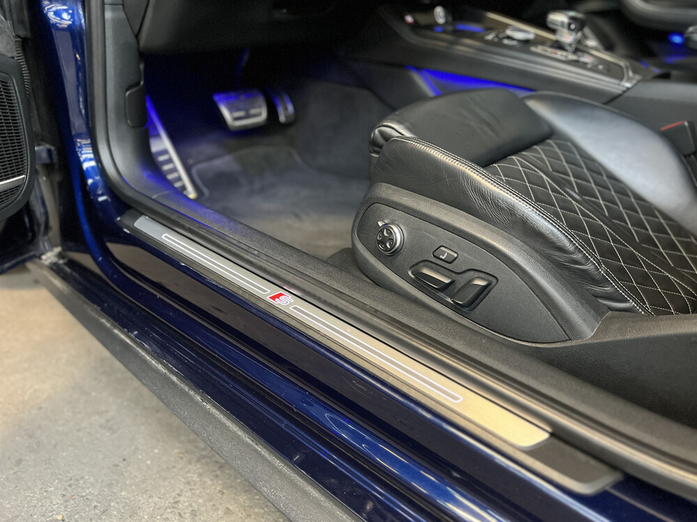 Audi S5 Coupe 3.0 V6 TFSI QUATTRO NEW MODEL 354pk, NL registration.