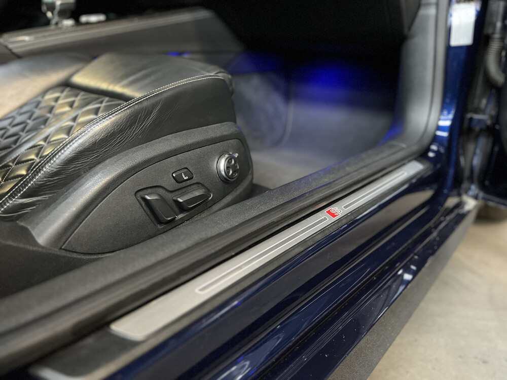 Audi S5 Coupe 3.0 V6 TFSI QUATTRO NEW MODEL 354pk, NL registration.