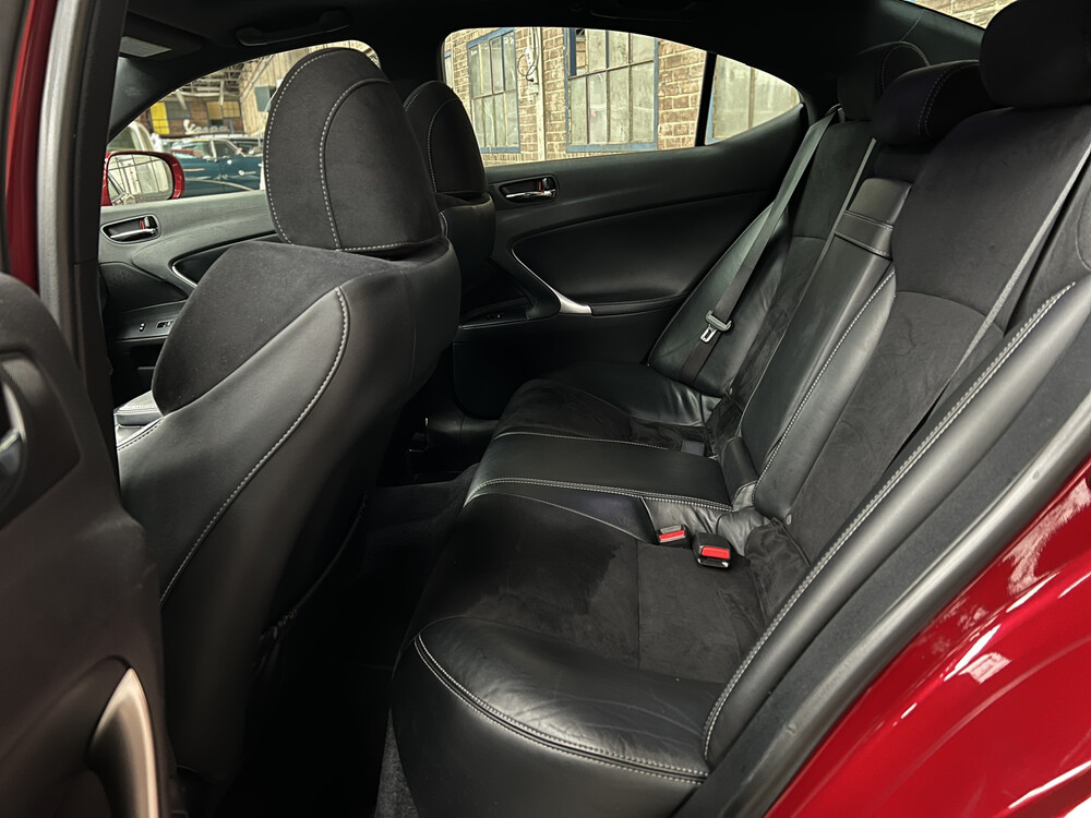 Lexus IS 250 F-Sport Line Limousine 208 PS 2011, L-434-ZR.