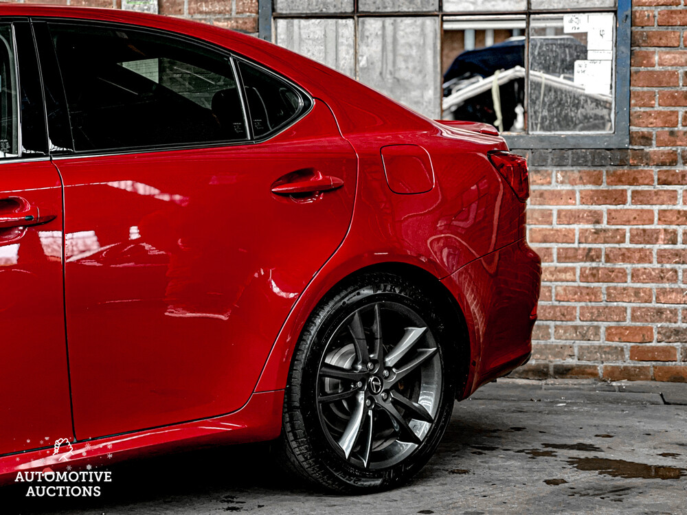 Lexus IS 250 F-Sport Line Limousine 208 PS 2011, L-434-ZR.