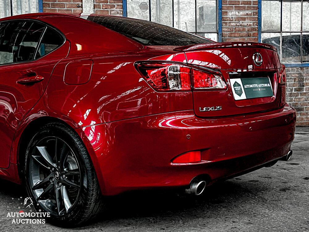 Lexus IS 250 F-Sport Line Limousine 208 PS 2011, L-434-ZR.