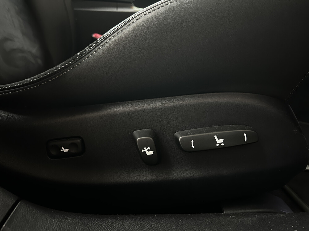 Lexus IS 250 F-Sport Line Limousine 208 PS 2011, L-434-ZR.