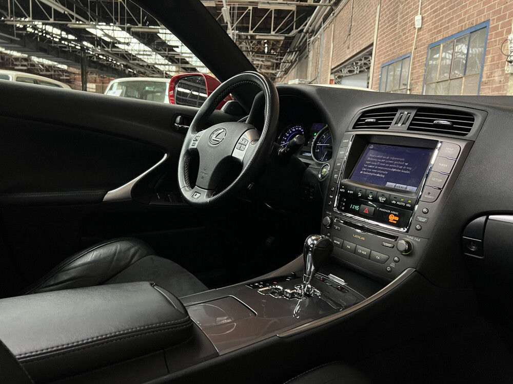 Lexus IS 250 F-Sport Line Limousine 208 PS 2011, L-434-ZR.