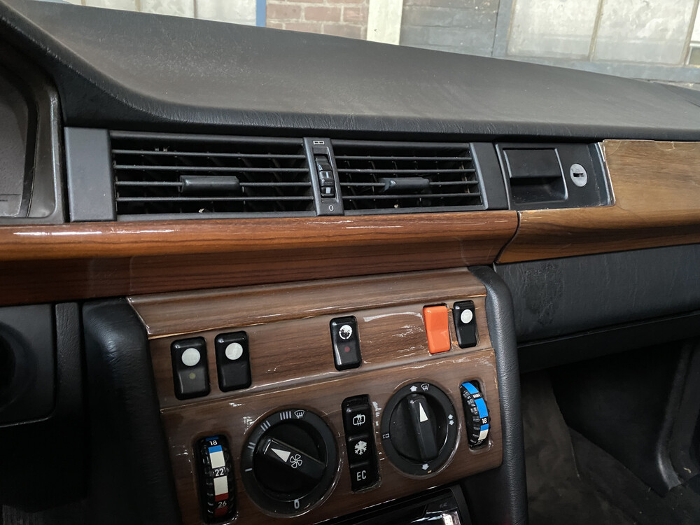 Mercedes-Benz 230CE Coupe 132pk 1989 -Youngtimer-, ZH-828-D