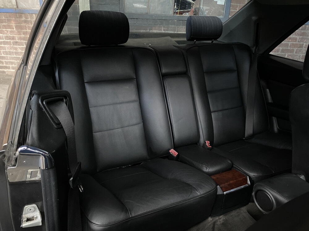 Mercedes-Benz 230CE Coupe 132pk 1989 -Youngtimer-, ZH-828-D