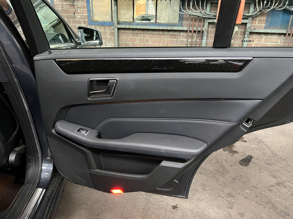 Mercedes-Benz E200 Kombi BlueTEC Ambition Avantgarde E-Klasse 136PS 2016, KR-459-L.