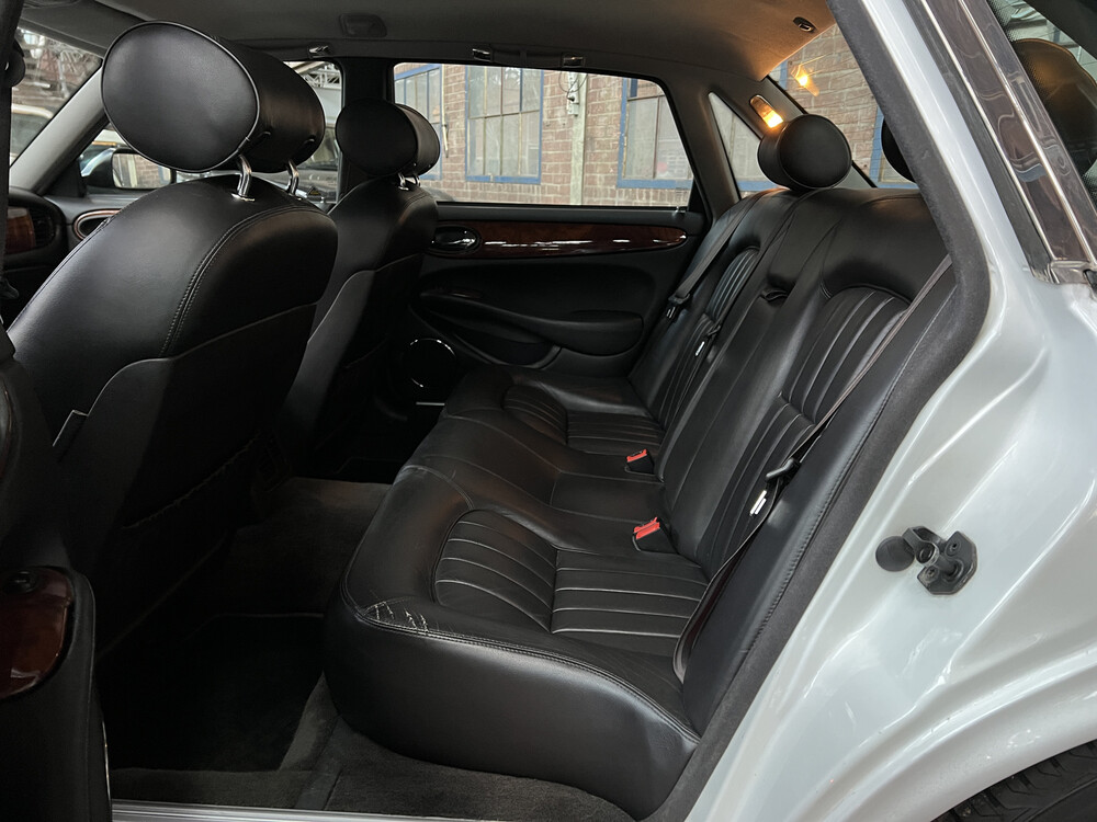 Jaguar Sovereign XJ8 3.2 V8, J-782-XT.