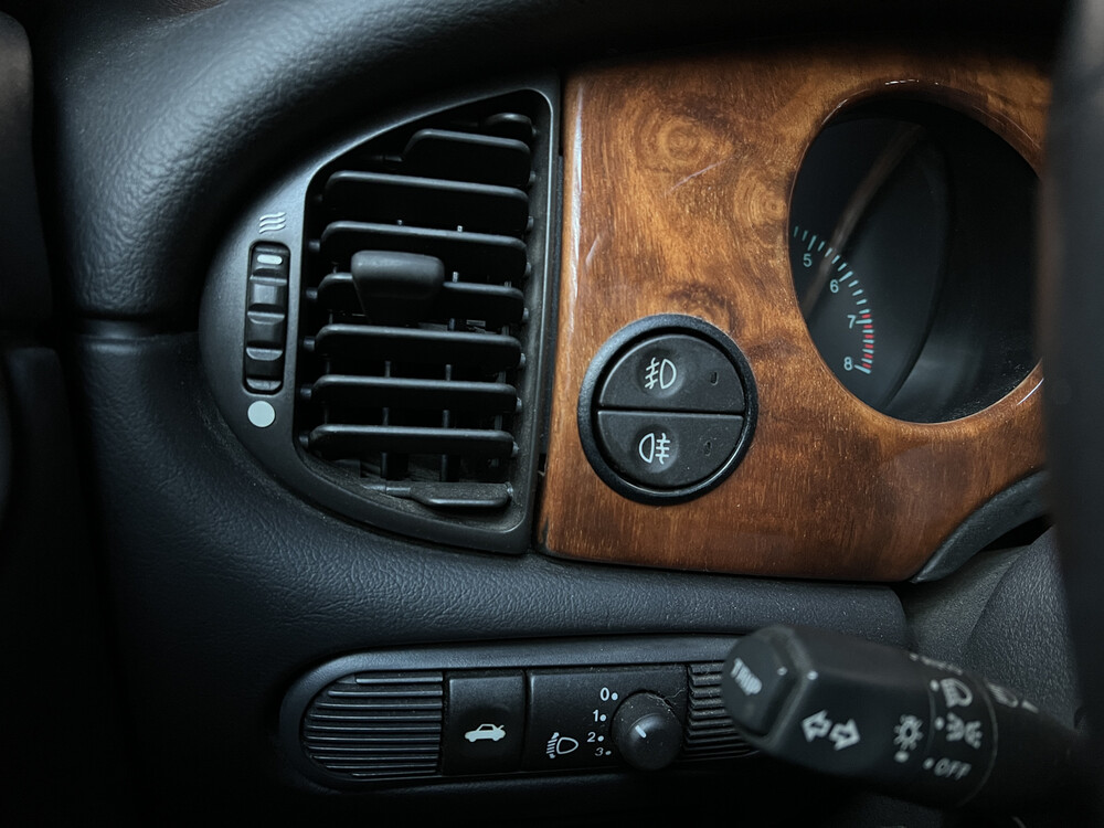 Jaguar Sovereign XJ8 3.2 V8, J-782-XT.