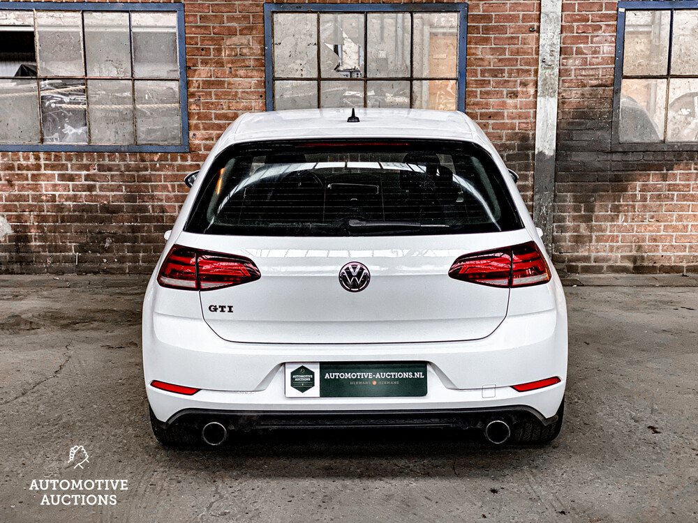 Volkswagen Golf GTI S VII 265hp 2018.