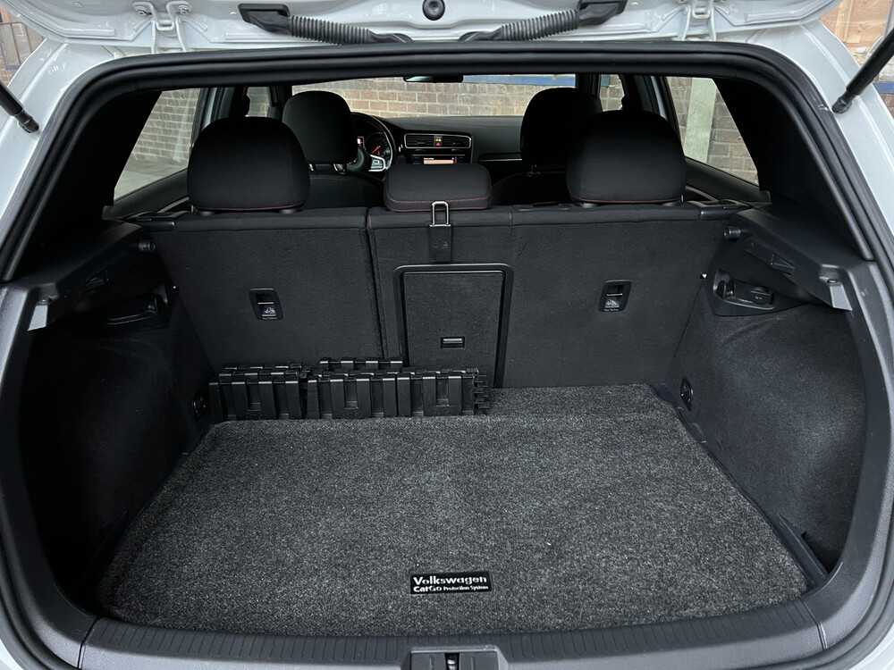 Volkswagen Golf GTI S VII 265hp 2018.