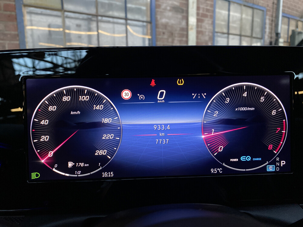 Mercedes-Benz C180 Mild Hybrid AMG Line 170hp 2022 NEW MODEL -Factory Warranty- C-Class, R-690-PH.