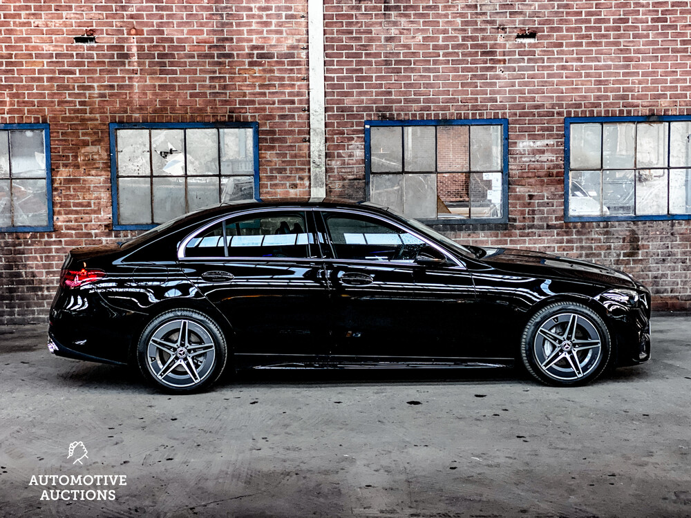 Mercedes-Benz C180 Mild Hybrid AMG Line 170hp 2022 NEW MODEL -Factory Warranty- C-Class, R-690-PH.