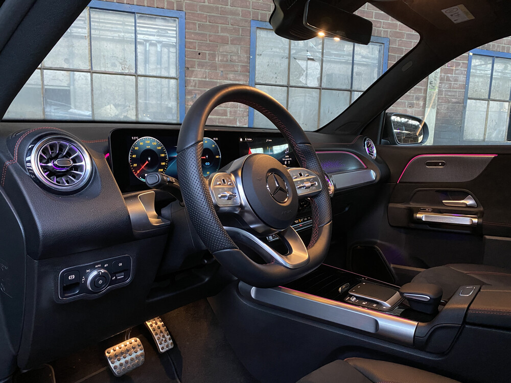 Mercedes-Benz EQB300 AMG 4Matic 228PS 2022 -Werksgarantie-.