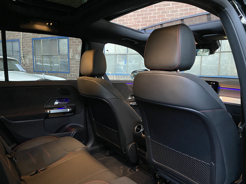 Mercedes-Benz EQB300 AMG 4Matic 228PS 2022 -Werksgarantie-.