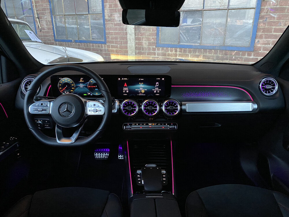 Mercedes-Benz EQB300 AMG 4Matic 228PS 2022 -Werksgarantie-.