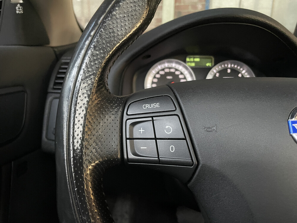 Volvo C70 Convertible Intro Edition 136pk 2011, 05-NZZ-7