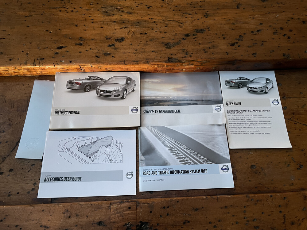 Volvo C70 Convertible Intro Edition 136pk 2011, 05-NZZ-7