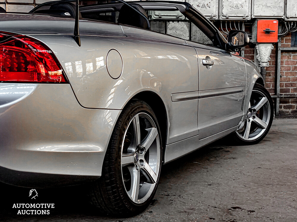 Volvo C70 Convertible Intro Edition 136pk 2011, 05-NZZ-7