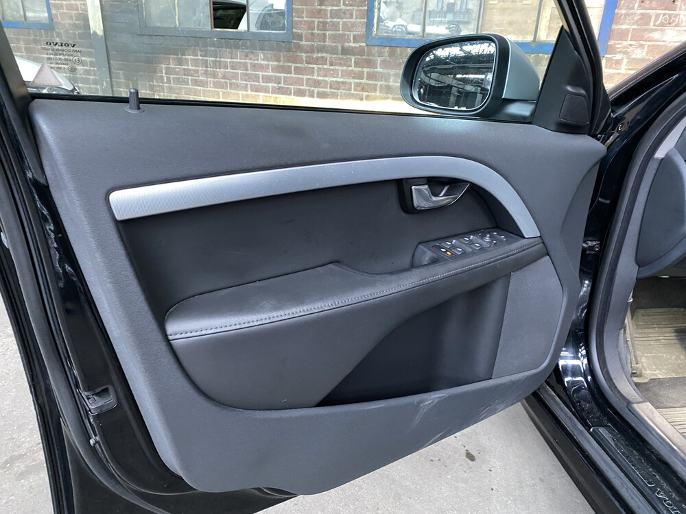 Volvo V70 R-Edition 203PS 2011 -Orig. NL-, 62-PBB-1.