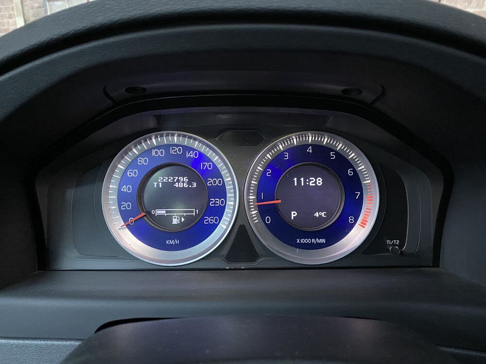 Volvo V70 R-Edition 203PS 2011 -Orig. NL-, 62-PBB-1.