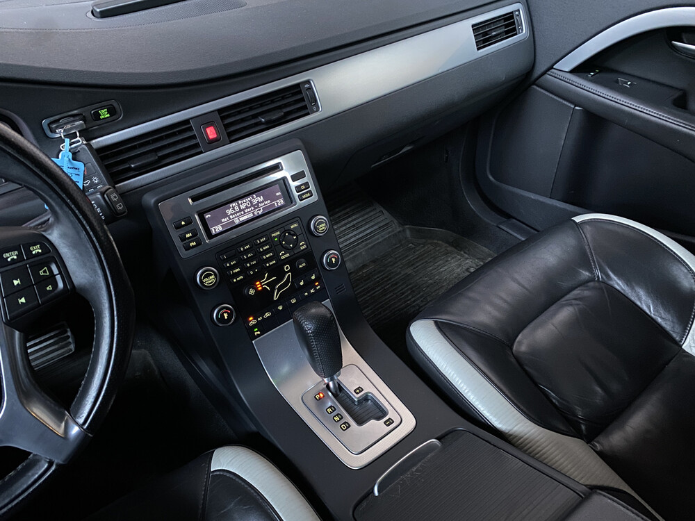 Volvo V70 R-Edition 203PS 2011 -Orig. NL-, 62-PBB-1.