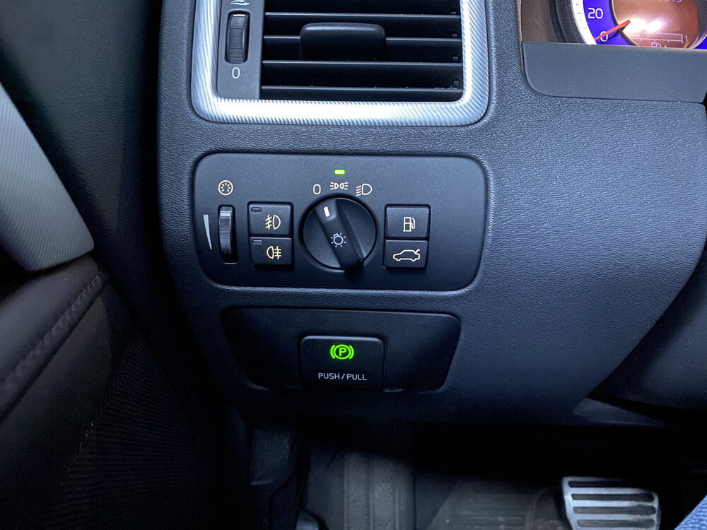 Volvo V70 R-Edition 203PS 2011 -Orig. NL-, 62-PBB-1.