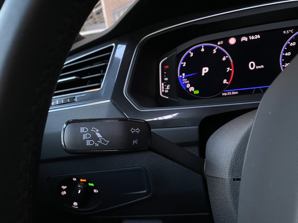 Volkswagen Tiguan R-Line TSI Life Business 150PS 2021 -Werksgarantie-, L-969-ZS.