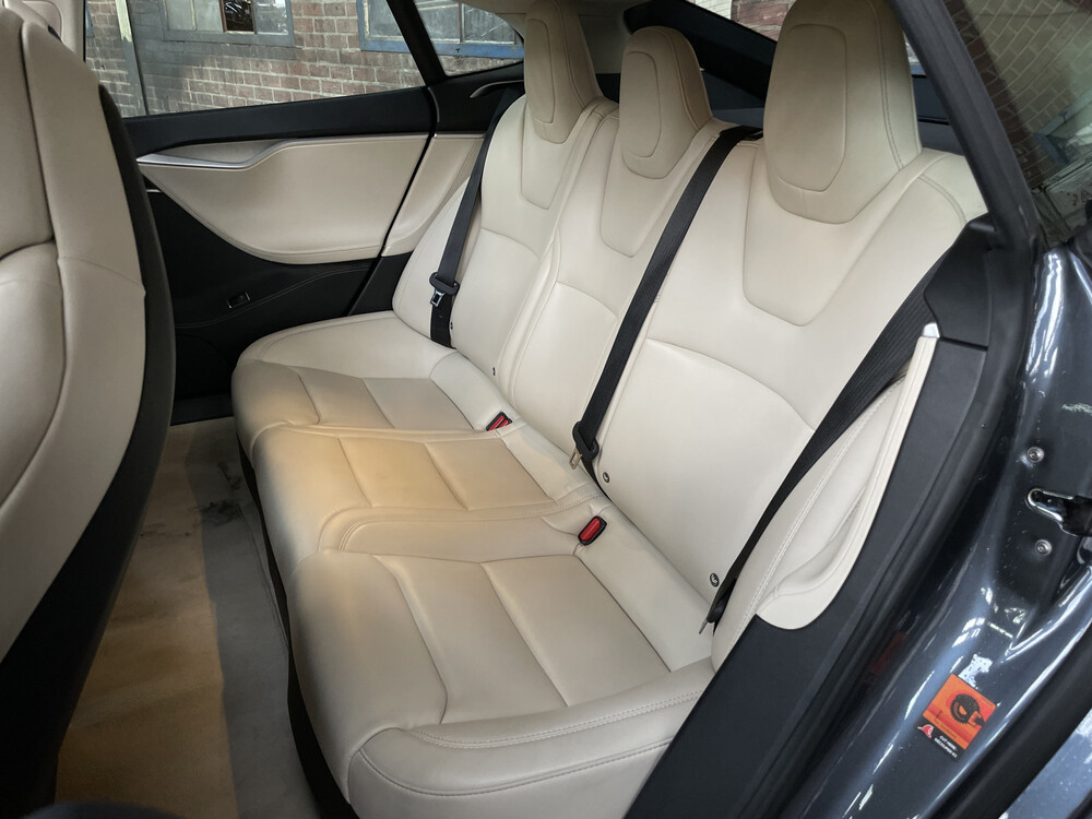 Tesla Model S 75D 476hp 2017 -Ursprünglich. NL-, RK-236-J