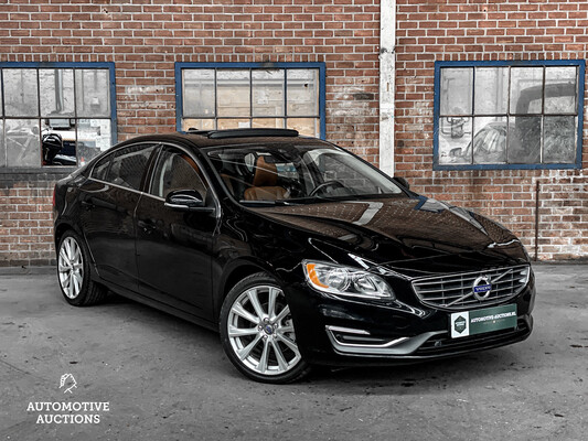 Volvo S60 T5 245pk, 2017