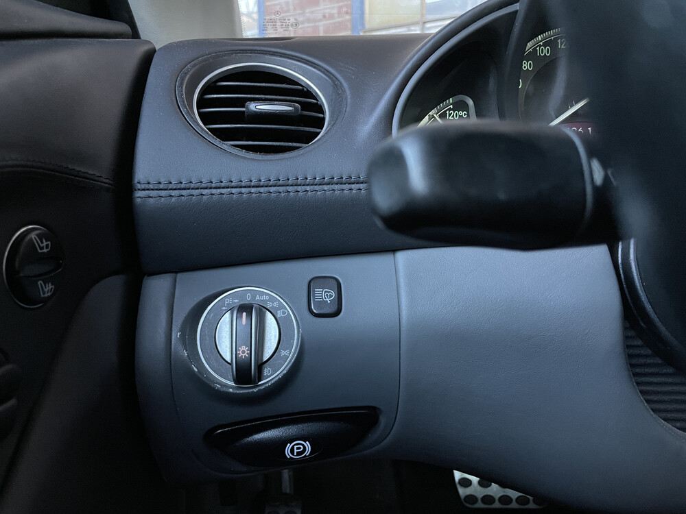 Mercedes-Benz SL500 306hp 2001 SL Class -Org. NL-, 82-HN-RG.