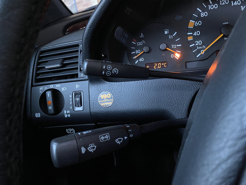 Mercedes-Benz C180 Sport 122hp 1998 C-class, R-234-LL.