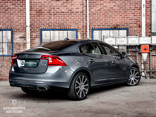 Volvo S60 T5 234hp 2016