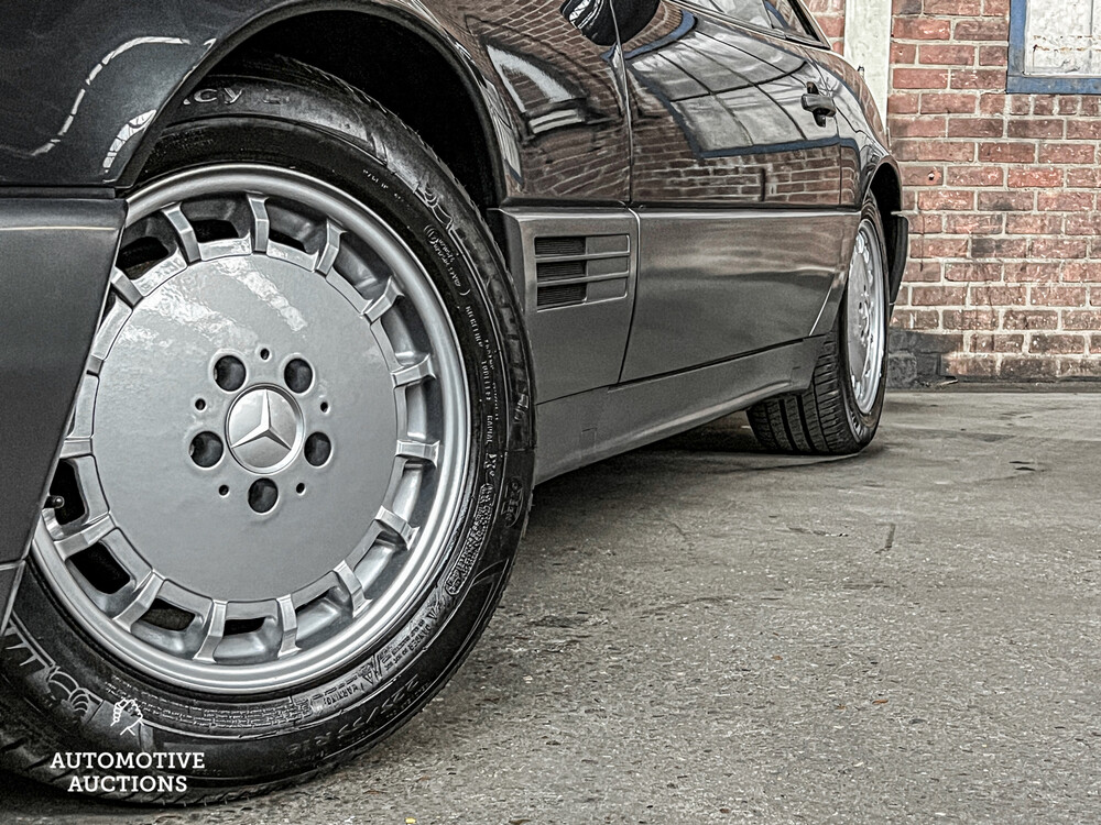 Mercedes-Benz 300SL Roadster 1990 R129 Cabriolet -Org. NL-SL class, YH-16-YN.