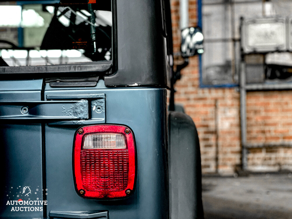 Jeep Wrangler TJ2.5 Hardtop 118 PS 1999.