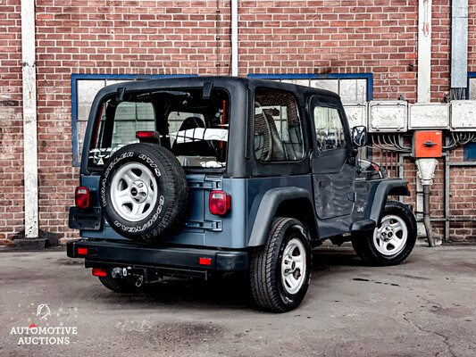 Jeep Wrangler TJ2.5 Hardtop 118 PS 1999.