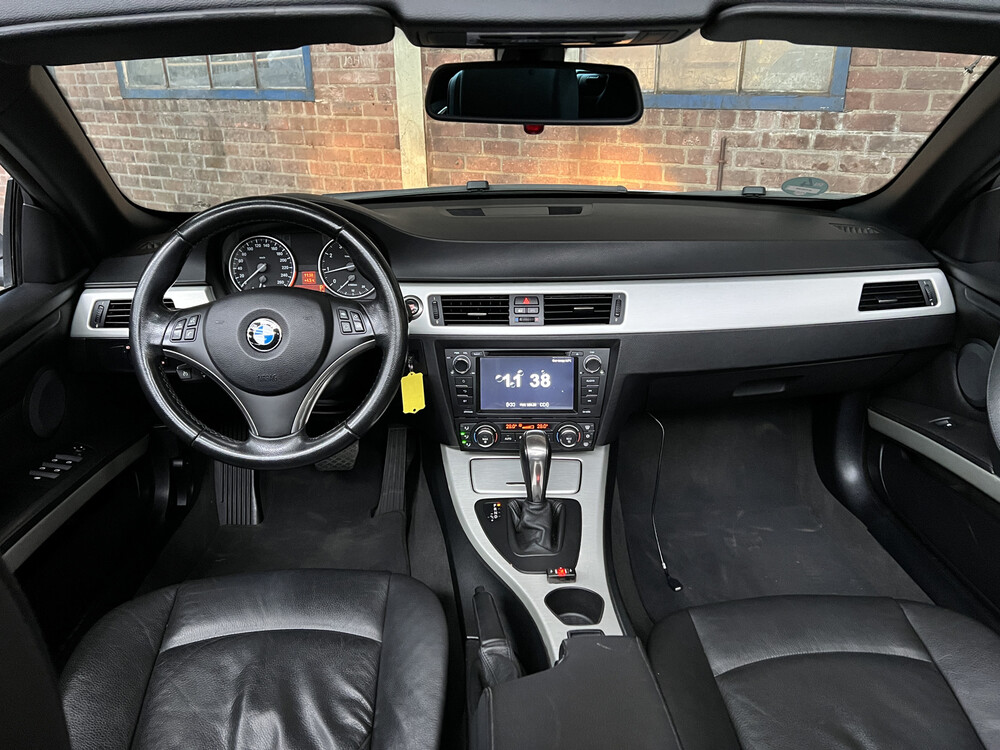 BMW 320i Cabriolet 3-serie 170pk 2008, G-542-RS