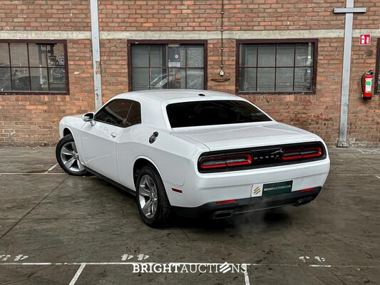 Dodge Challenger 3.6 V6 305pk 2016