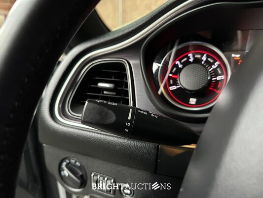 Dodge Challenger 3.6 V6 305pk 2016