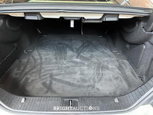 Mercedes-Benz CLS63 AMG 5.5 V8 525pk 2012 CLS-Klasse (53.000 KM)
