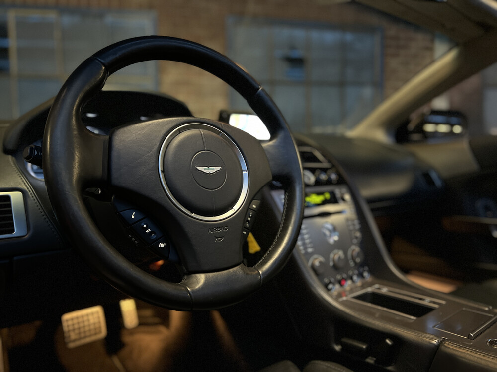 Aston Martin DB9 Volante 6.0 V12 Touchtronic 457pk 2005, J-272-VH