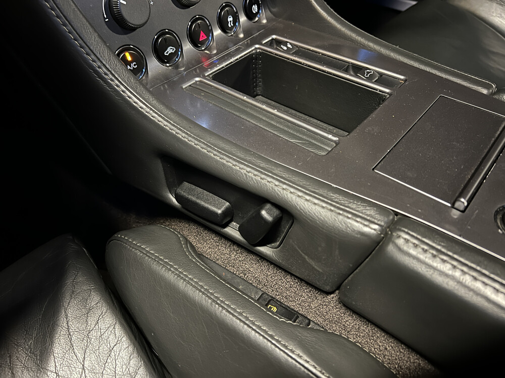 Aston Martin DB9 Volante 6.0 V12 Touchtronic 457pk 2005, J-272-VH