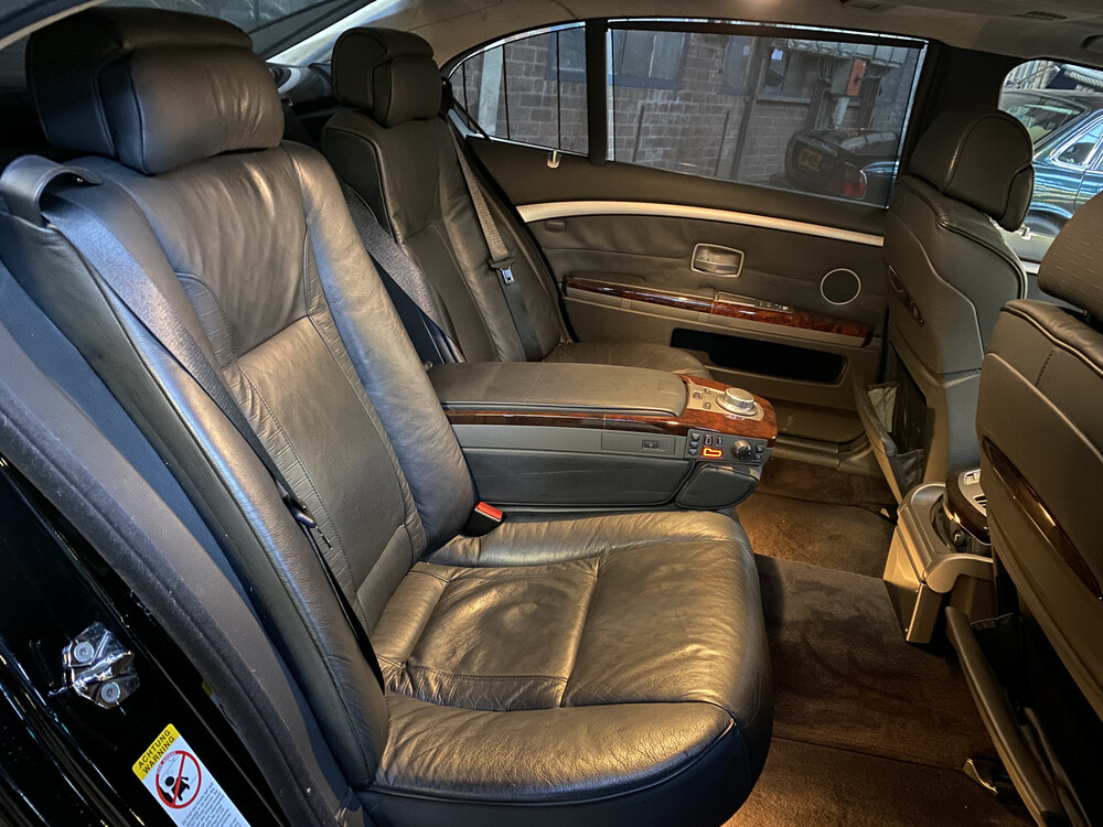 BMW 760Li E65 6.0 V12 445pk 2006 -Youngtimer-