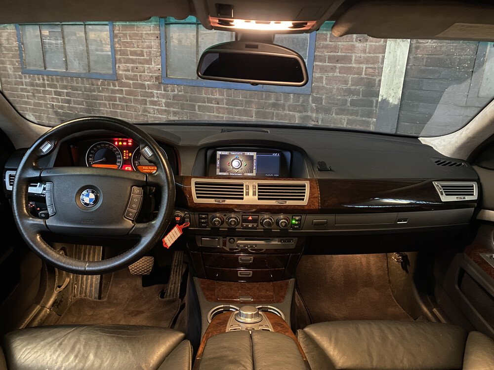 BMW 760Li E65 6.0 V12 445pk 2006 -Youngtimer-
