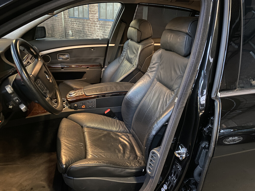 BMW 760Li E65 6.0 V12 445pk 2006 -Youngtimer-