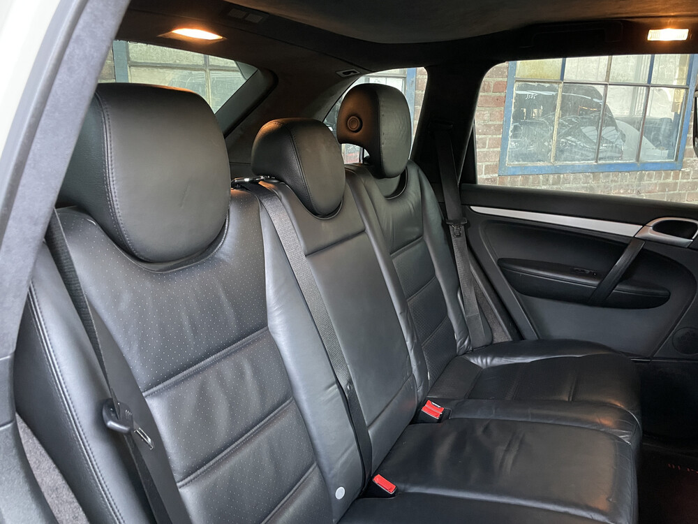 Porsche Cayenne Turbo 4.8 V8 500PS 2007, R-104-SH -Youngtimer-