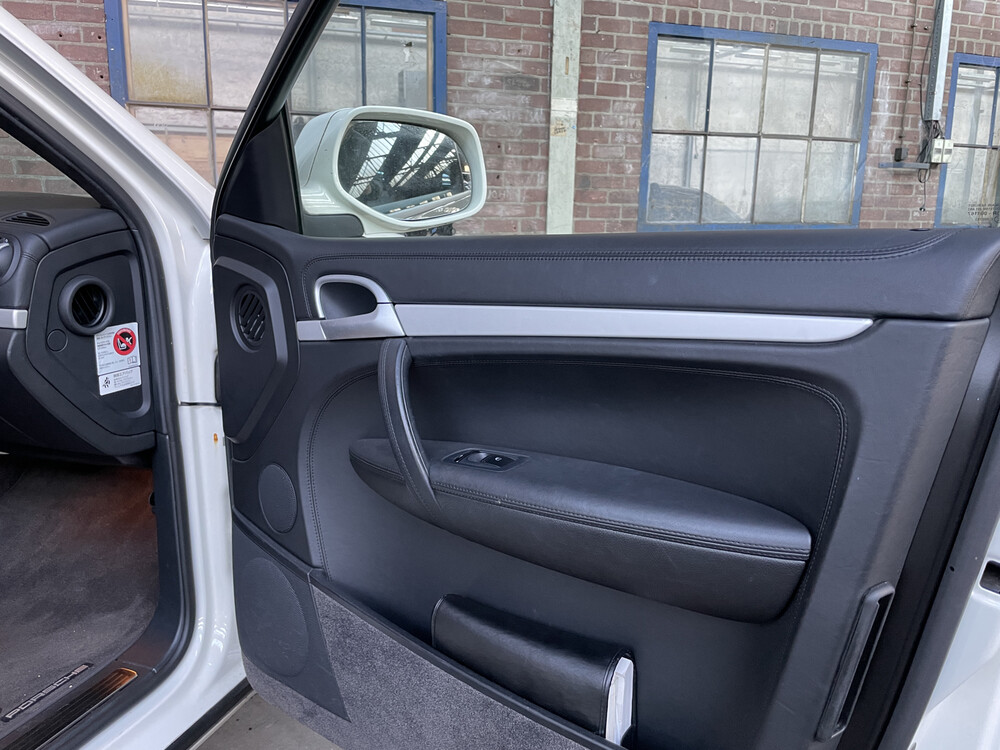 Porsche Cayenne Turbo 4.8 V8 500PS 2007, R-104-SH -Youngtimer-